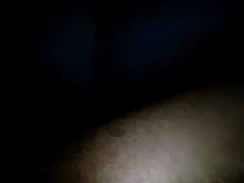 Snapshot of Bigcockmexi13 chatting on December 15, 4:33 pm Bigcockmexi13 online show from December 15, 4:33 pm