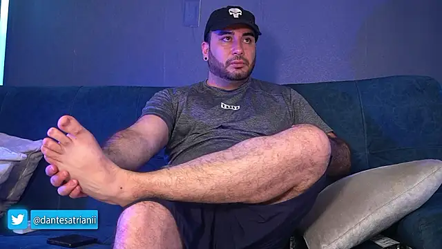 Snapshot of dantesatrianii chatting on February 21, 2:34 am dantesatrianii online show from February 21, 2:34 am