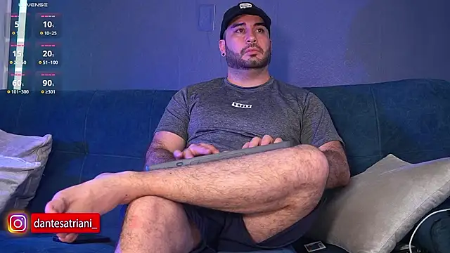 Snapshot of dantesatrianii chatting on February 22, 2:45 am dantesatrianii online show from February 22, 2:45 am