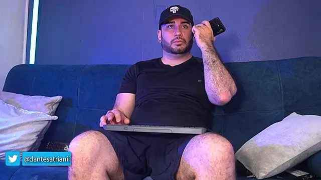 Snapshot of dantesatrianii chatting on February 27, 2:55 am dantesatrianii online show from February 27, 2:55 am