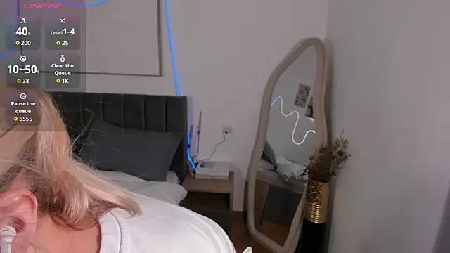 SimonaGerry online show from November 16, 4:40 am