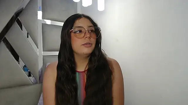 Paola Lyon  online show from December 13, 12:28 pm