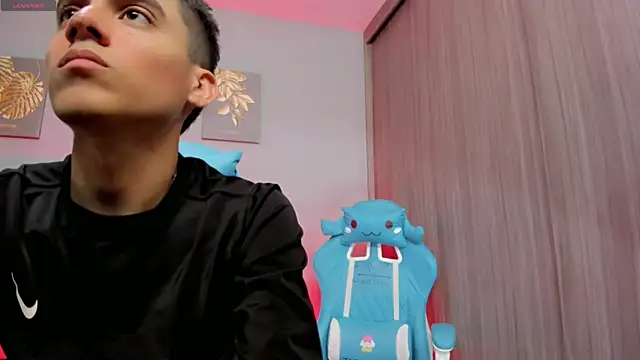 jake and joaquin online show from February 26, 8:33 pm