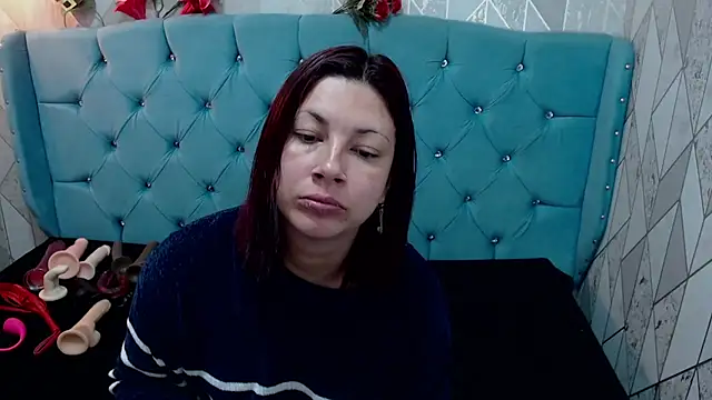 AdaFawxx online show from March 19, 5:41 am