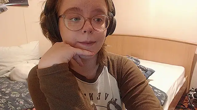 Snapshot of Chmiri_cb chatting on January 10, 3:58 pm Chmiri cb online show from January 10, 3:58 pm