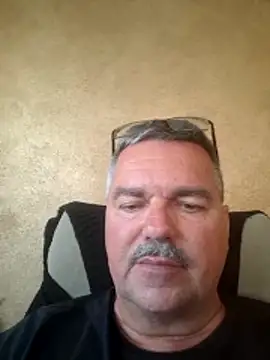 Snapshot of Tbone17 chatting on April 25, 5:10 pm Tbone17 online show from April 25, 5:10 pm