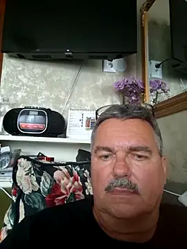 Snapshot of Tbone17 chatting on May 12, 4:37 pm Tbone17 online show from May 12, 4:37 pm