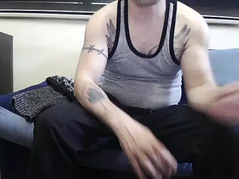 Snapshot of Arabeyes chatting on October 20, 4:40 pm Arabeyes online show from October 20, 4:40 pm