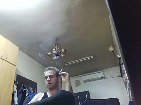 Snapshot of Arabeyes chatting on March 16, 5:13 am Arabeyes online show from March 16, 5:13 am