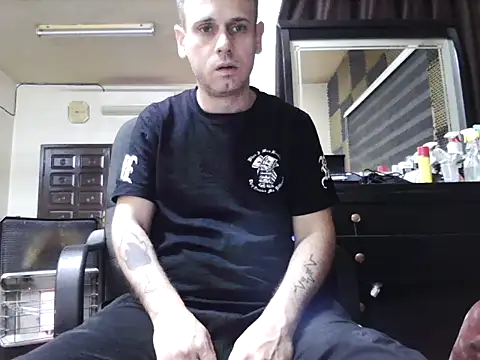 Snapshot of Arabeyes chatting on March 25, 7:09 pm Arabeyes online show from March 25, 7:09 pm