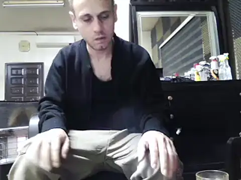 Snapshot of Arabeyes chatting on March 30, 1:28 am Arabeyes online show from March 30, 1:28 am