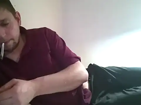 Snapshot of lecksklavehard chatting on December 6, 12:23 am lecksklavehard online show from December 6, 12:23 am