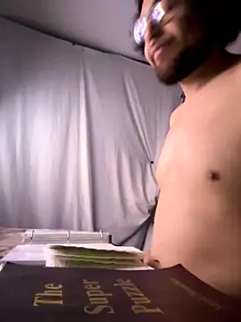 Snapshot of SideGhost chatting on October 5, 10:07 pm SideGhost online show from October 5, 10:07 pm