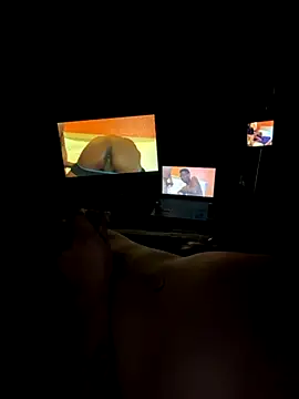 Snapshot of SideGhost chatting on November 11, 10:26 am SideGhost online show from November 11, 10:26 am