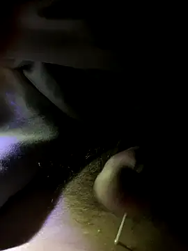 Snapshot of bertram59 chatting on December 4, 6:01 am bertram59 online show from December 4, 6:01 am