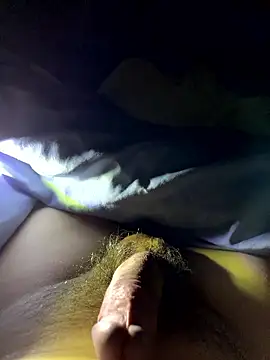 Snapshot of bertram59 chatting on January 9, 3:42 am bertram59 online show from January 9, 3:42 am