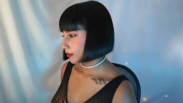 Snapshot of JulietaWinona chatting on October 26, 9:21 pm JulietaWinona online show from October 26, 9:21 pm