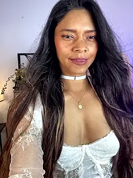 Snapshot of Alliz_Collette chatting on December 4, 12:53 am Alliz Collette online show from December 4, 12:53 am