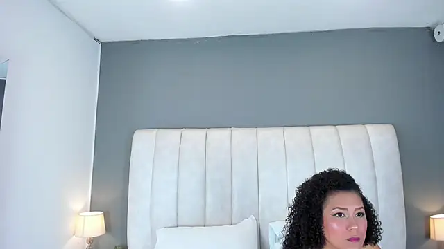 Ashleyy23x online show from February 25, 7:47 pm