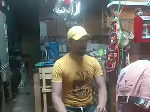 Snapshot of Dr_Pocholate84 chatting on January 19, 4:54 am Dr Pocholate84 online show from January 19, 4:54 am