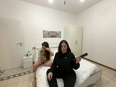 Chloe Ricci online show from January 11, 7:59 pm