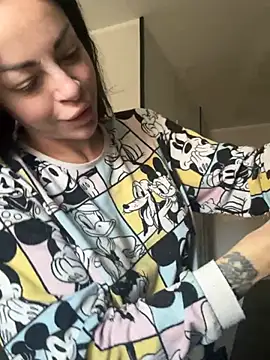 Chloe Ricci online show from February 18, 7:59 am