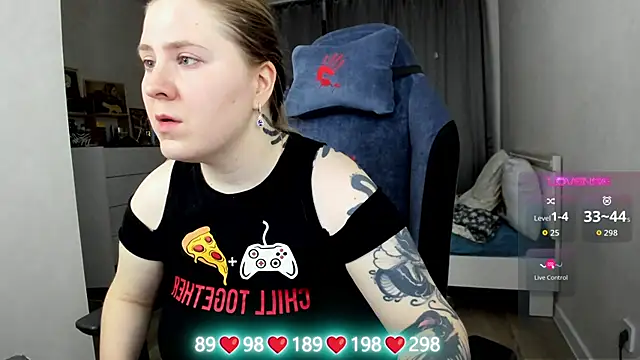 Olivia Munk online show from January 7, 6:54 pm