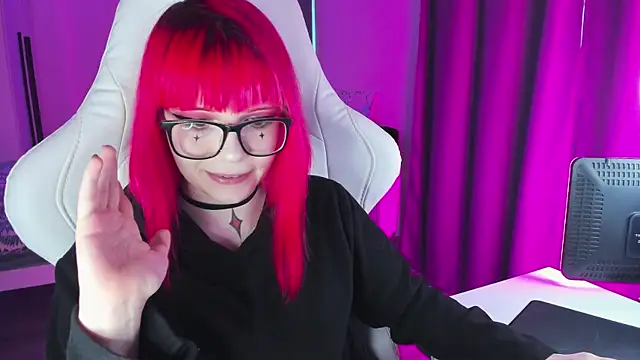 Snapshot of Yumi_Youkai chatting on December 2, 7:25 am Yumi Youkai online show from December 2, 7:25 am