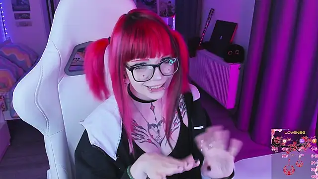 Snapshot of Yumi_Youkai chatting on November 16, 8:25 pm Yumi Youkai online show from November 16, 8:25 pm