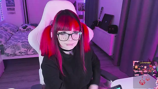 Snapshot of Yumi_Youkai chatting on January 15, 2:32 pm Yumi Youkai online show from January 15, 2:32 pm