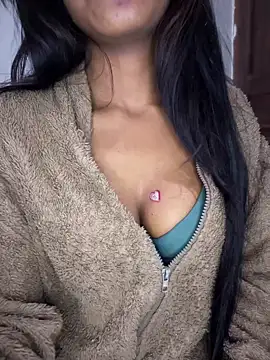 PARI Hun online show from December 14, 12:01 pm