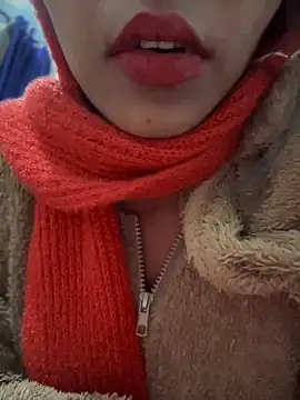 PARI Hun online show from December 14, 6:52 pm