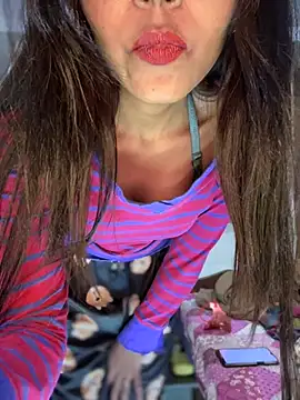 PARI Hun online show from December 15, 4:37 pm