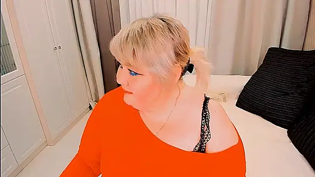 BIGTITSBBW online show from May 8, 8:25 pm