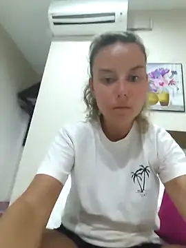 BabyNila online show from March 3, 7:47 am