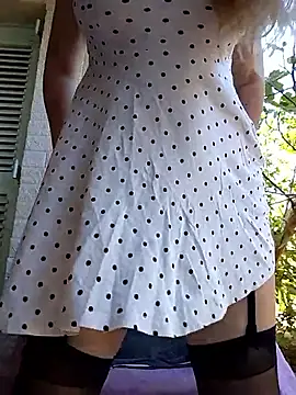 Snapshot of SexyMichellexo chatting on September 22, 11:56 am SexyMichellexo online show from September 22, 11:56 am