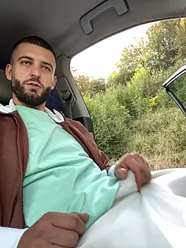 Snapshot of ElChapoGuzman95 chatting on September 28, 7:36 am ElChapoGuzman95 online show from September 28, 7:36 am