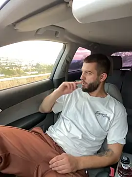 Snapshot of ElChapoGuzman95 chatting on October 10, 4:55 am ElChapoGuzman95 online show from October 10, 4:55 am