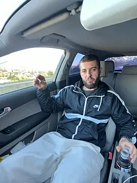 Snapshot of ElChapoGuzman95 chatting on October 19, 6:03 am ElChapoGuzman95 online show from October 19, 6:03 am