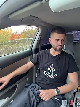 Snapshot of ElChapoGuzman95 chatting on October 27, 5:22 am ElChapoGuzman95 online show from October 27, 5:22 am