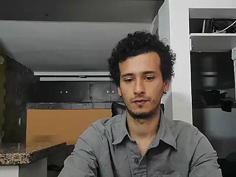 talktome4 online show from February 8, 7:17 pm