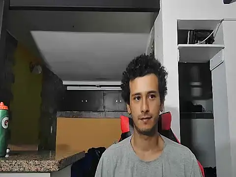 talktome4 online show from February 17, 9:32 pm