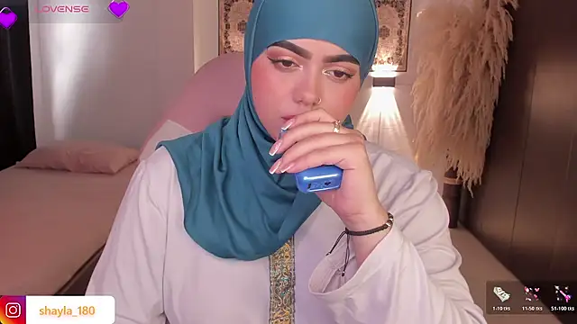 shayla 18 online show from November 27, 7:27 pm