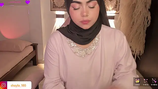 shayla 18 online show from May 5, 8:17 pm