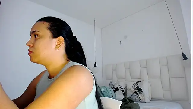 tiffany  pink online show from October 11, 9:02 pm