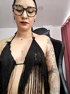 Fleurmeyer79 online show from May 5, 3:31 pm