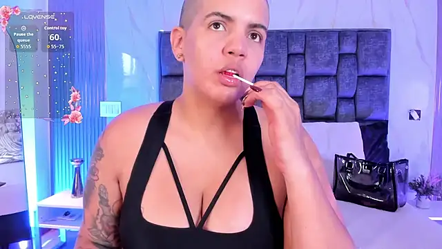 Snapshot of WildyTemping chatting on March 17, 7:39 pm WildyTemping online show from March 17, 7:39 pm