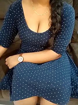 Mounika25 online show from March 15, 9:38 pm