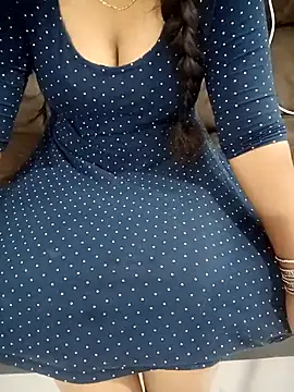 Mounika25 online show from November 20, 8:58 am