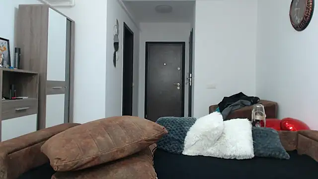 Snapshot of AndyFame chatting on February 25, 4:42 pm AndyFame online show from February 25, 4:42 pm